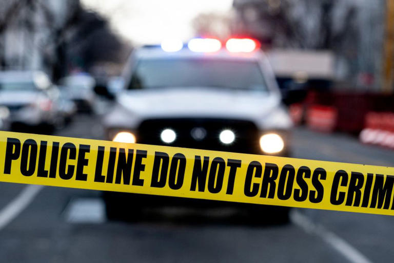 Man killed, another injured after pair stab each other in Bronx fight ...