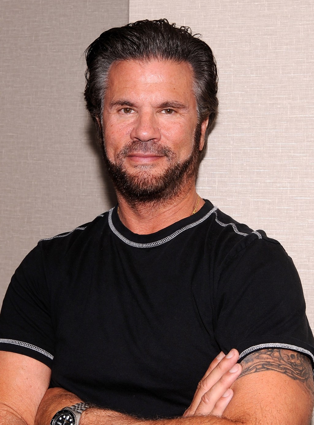 Heather Locklear dating Lorenzo Lamas 1 year after Chris Heisser split