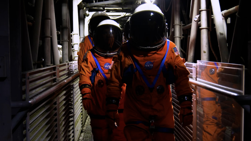 How much do the Artemis II astronauts get paid?