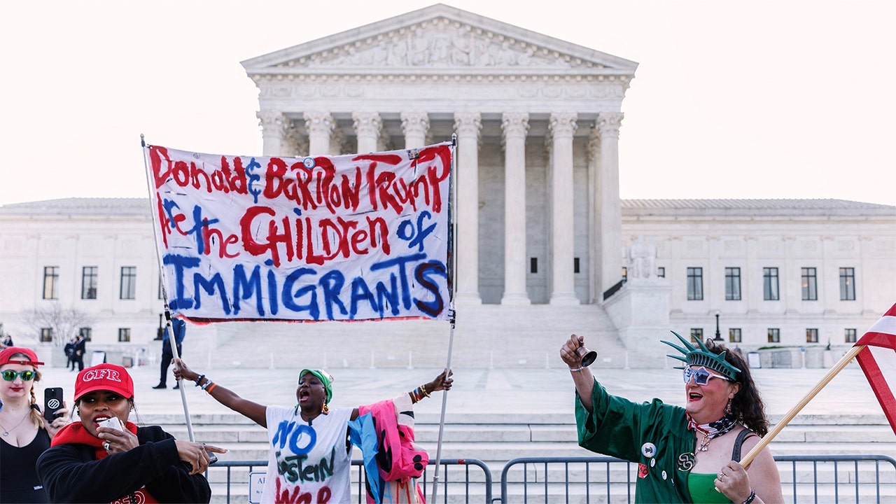 Trump’s birthright citizenship crusade draws backing from cohort of ...