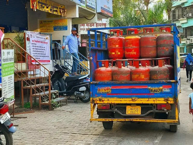 LPG cylinder cancellations surge as panic booking subsides, rush at ...