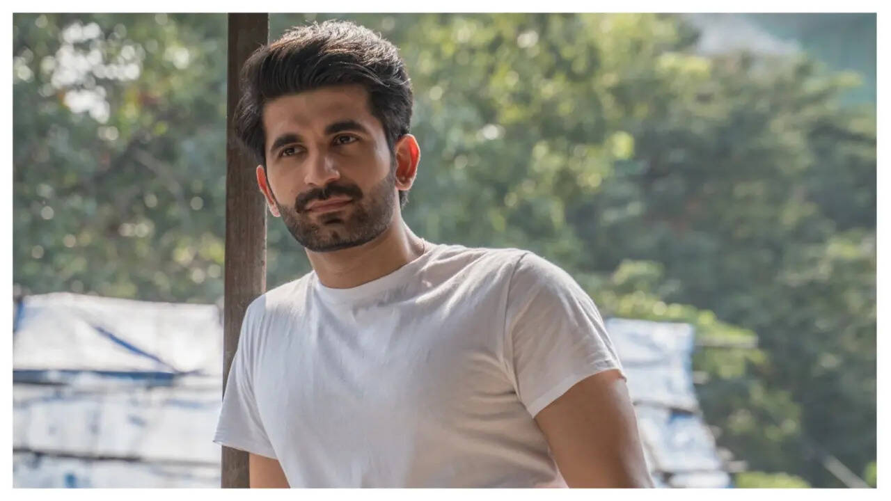 Theatre gave me my voice: Garvit Ahuja
