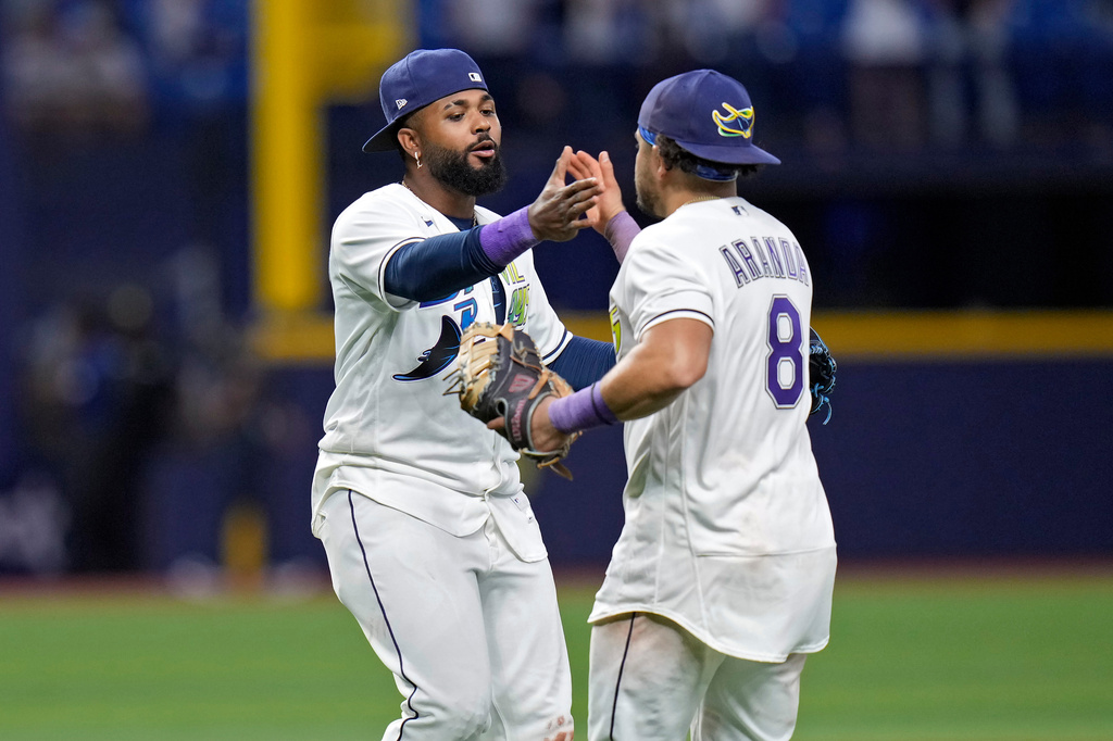 Díaz sparks comeback against Gil and Rays rally for 5-3 win that ...