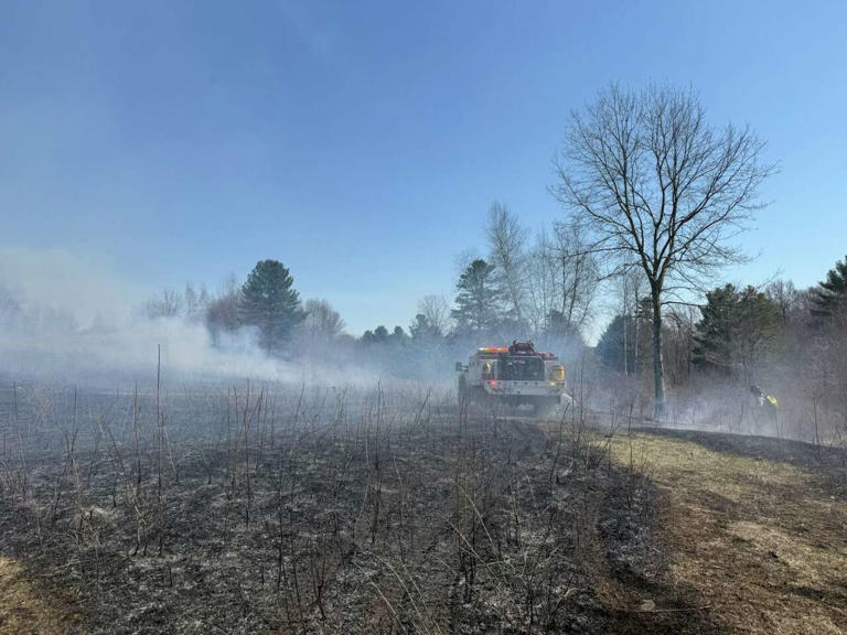 Brush fire risk remains high in parts of Connecticut Wednesday, DEEP says