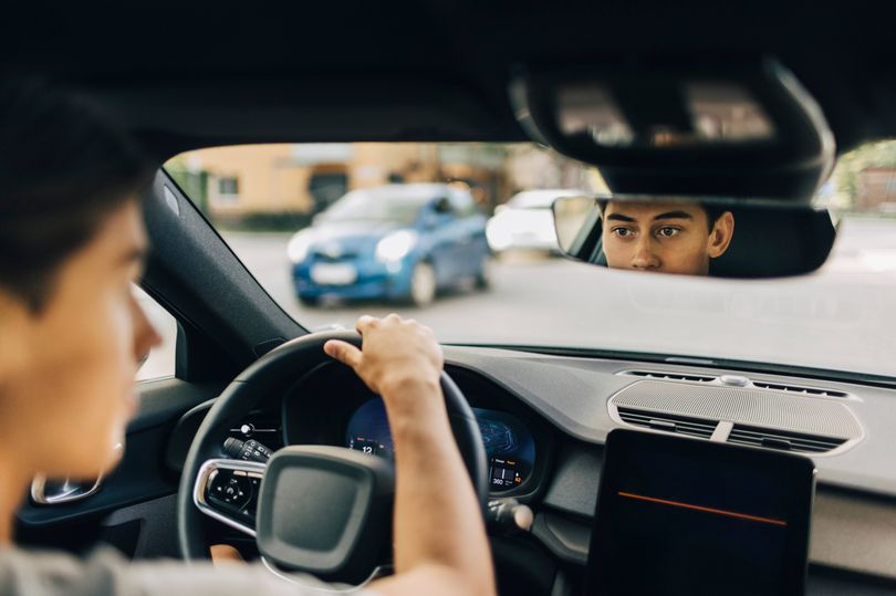 Drivers face up to £200 fine and penalty points for common courtesy