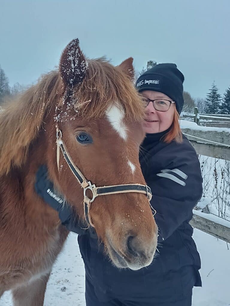 Minna Yliheikkilän innostus hevosenomistamiseen lähti Raviliigasta