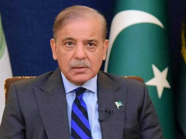 Why is Pakistan's PM Shehbaz Sharif visiting Qatar? A tribute to a former emir