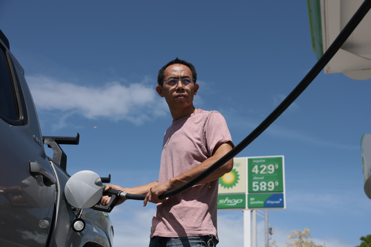 After the great EV slowdown, high gas prices are tempting Americans back