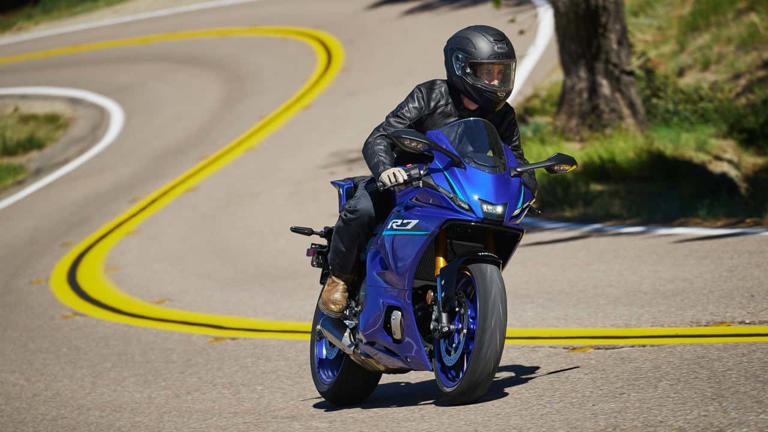 2026 Yamaha R7 first ride review: The everyday sportbike?