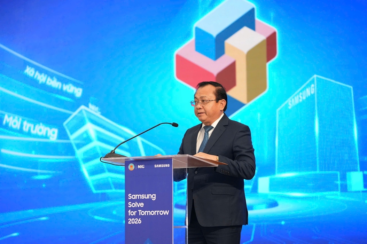 Khởi động chương trình Samsung Solve for Tomorrow 2026