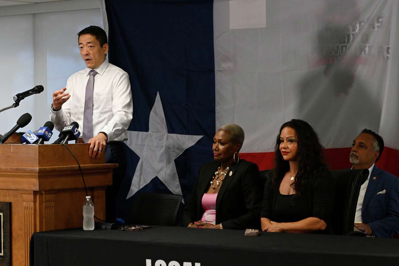 Texas House Democrats split on response to GOP vote to enforce fines ...