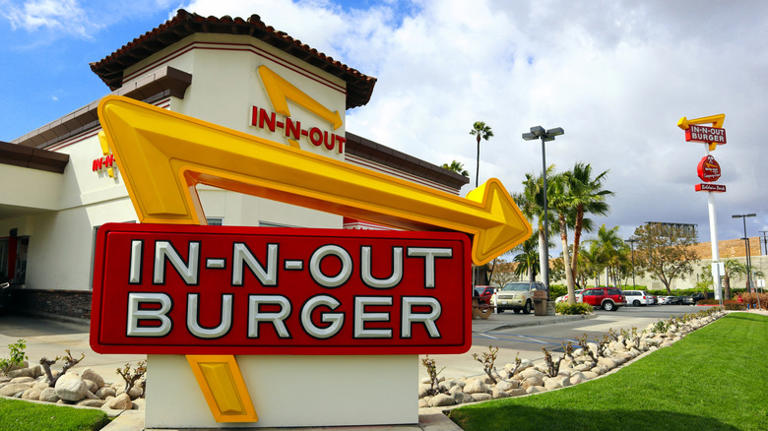 Is In-N-Out's Sauce Just Thousand Island Dressing? Not Exactly