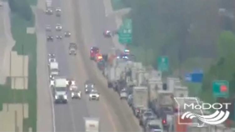Fatal crash shuts down westbound I-70 in St. Charles County