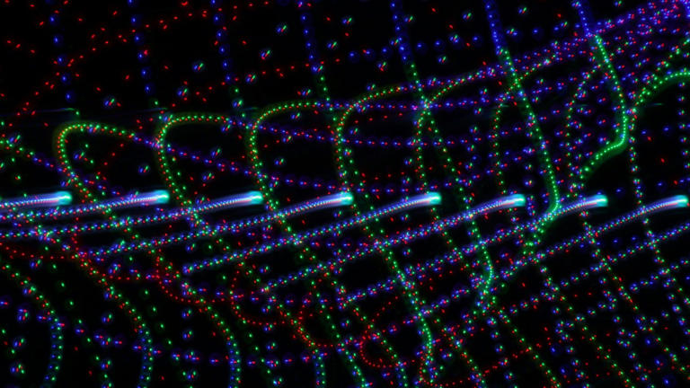 Megawatt light array generates 3,070 phase-coherent optical vortices