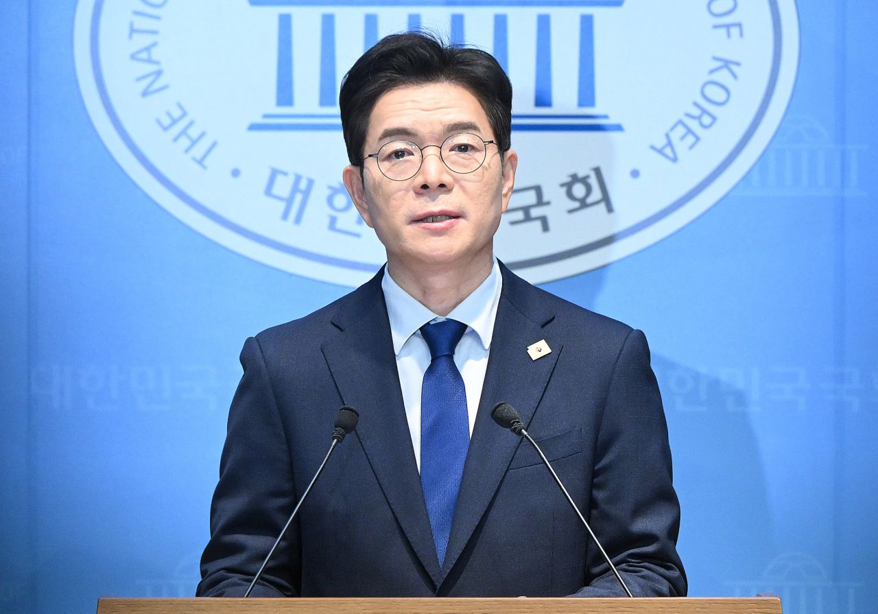 [오늘의 뉴스종합] 경찰, 정원오 여론조사 왜곡 의혹 수사 착수, 부산시장 후보 대결 본격화, 동덕여대 학생들 시위 기소 반발