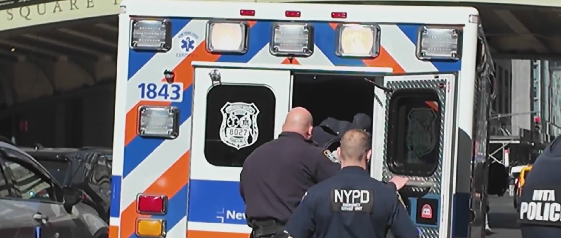 Three stabbed, suspect fatally shot at Grand Central: NYPD