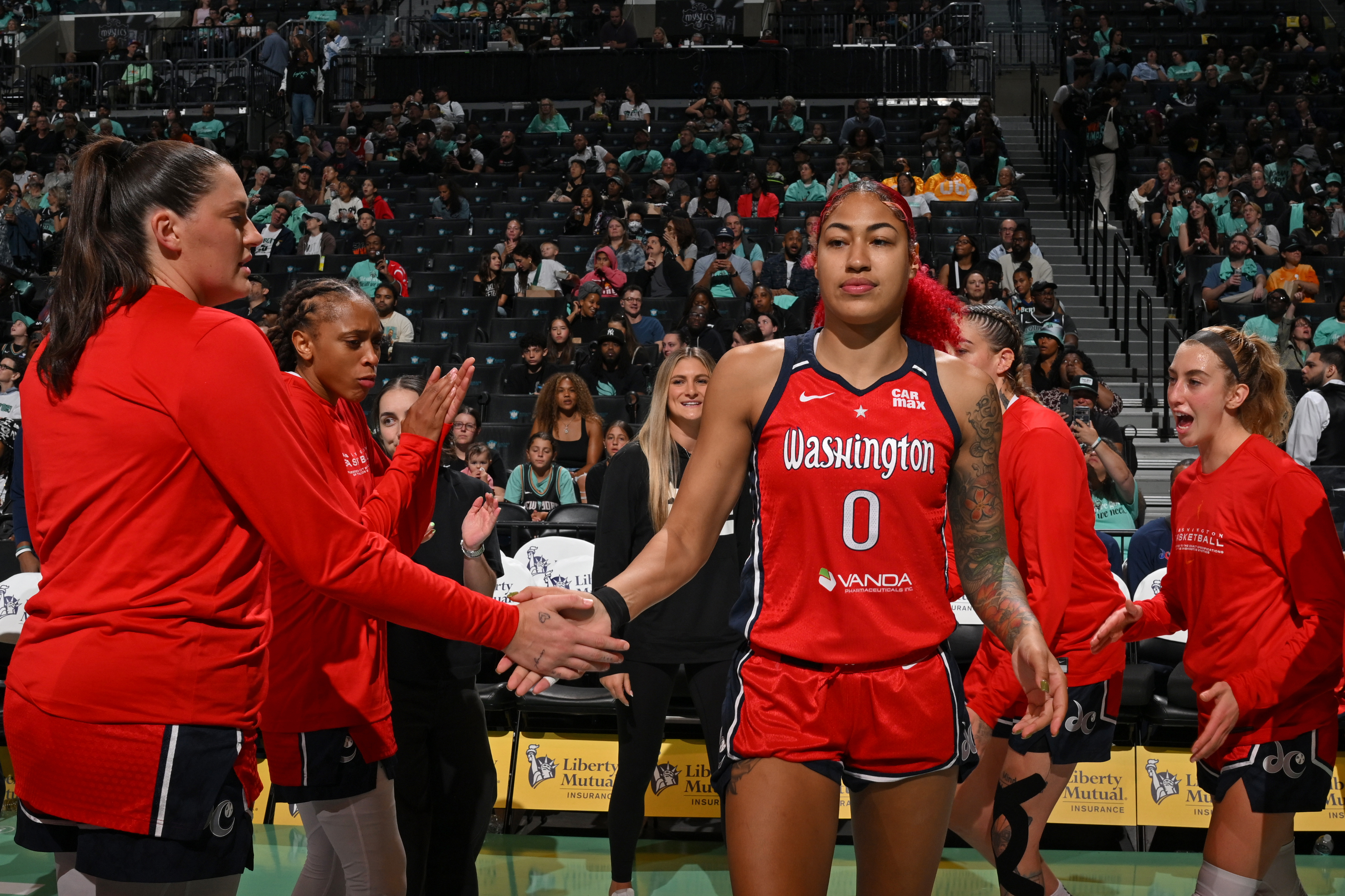 WNBA free agency 2026: Shakira Austin signs offer sheet with the Tempo