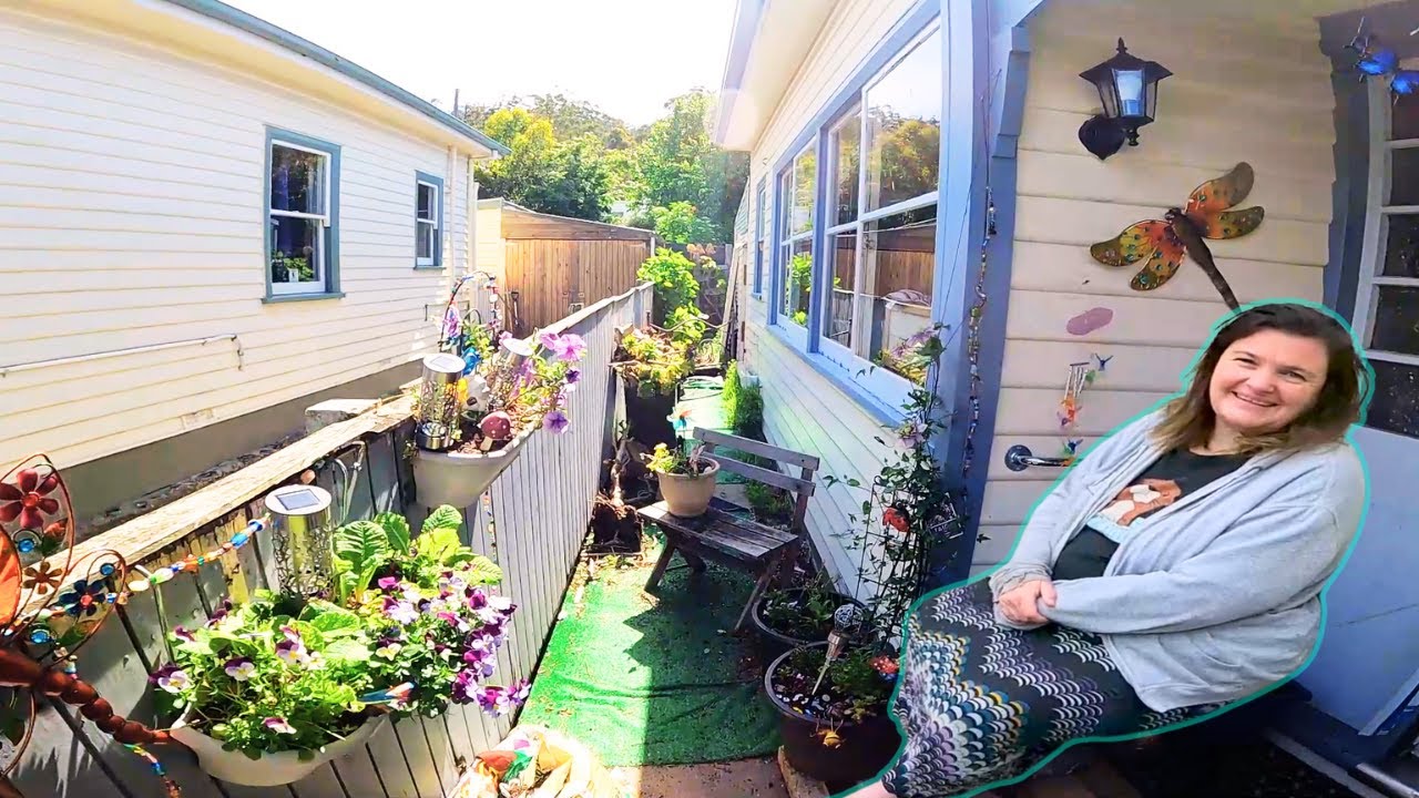 I transformed her yard in just 10 hours! 🌿