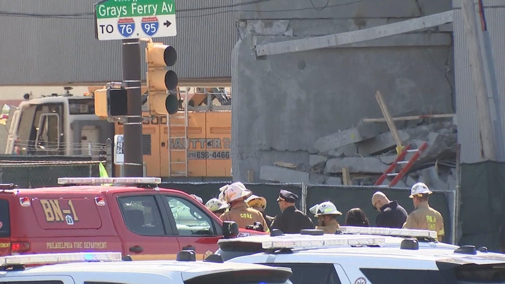 Demolition resumes at collapsed Philadelphia parking garage as crews ...