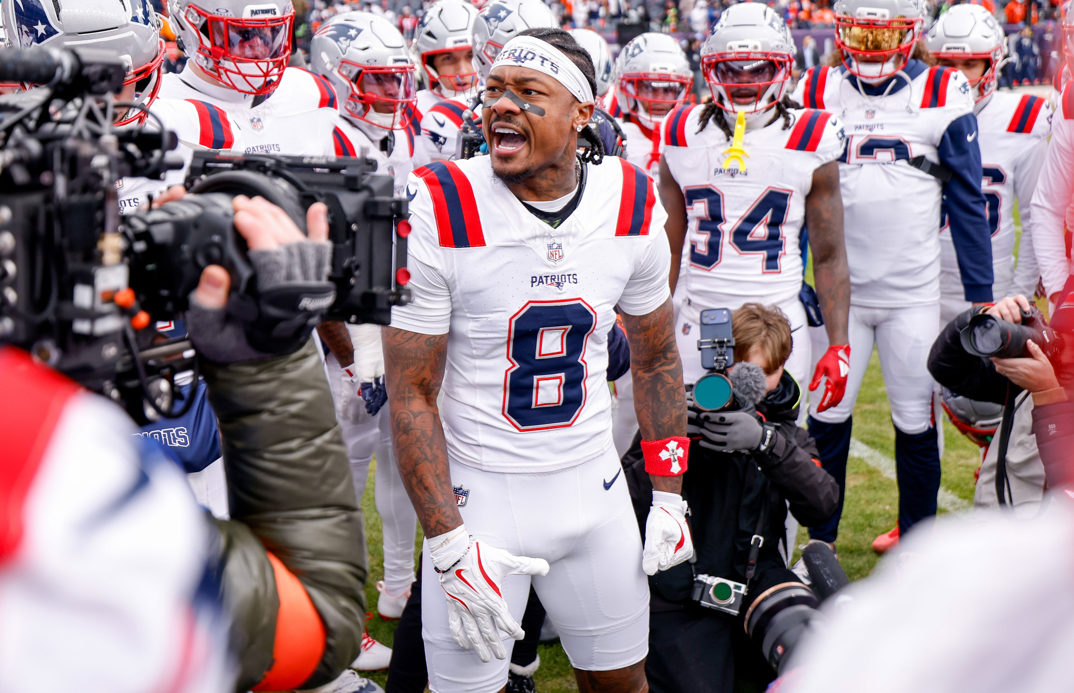 Patriots projected to target WR Denzel Boston at 31st pick