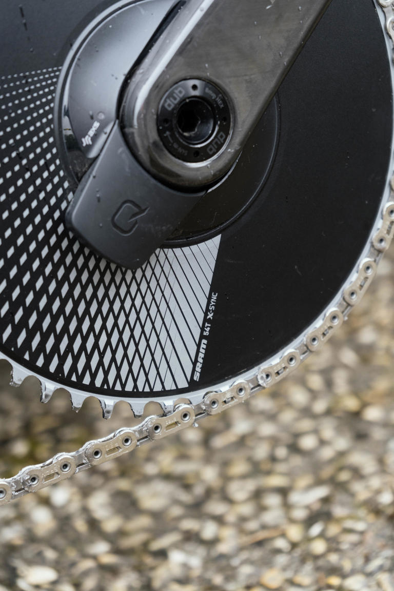No Gravaa, no problem: Up close with Wout van Aert's Paris-Roubaix ...