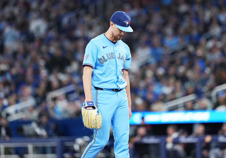 Jays lose 7-4, Springer injured