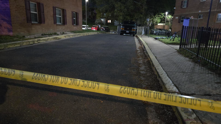 1 dead, 2 critically hurt in Southeast DC shooting