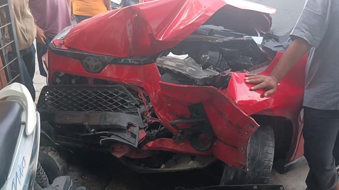 Pengemudi Mengantuk, 3 Kendaraan Tabrak Beruntun di Jalan Sultan Iskandar Muda Banda Aceh