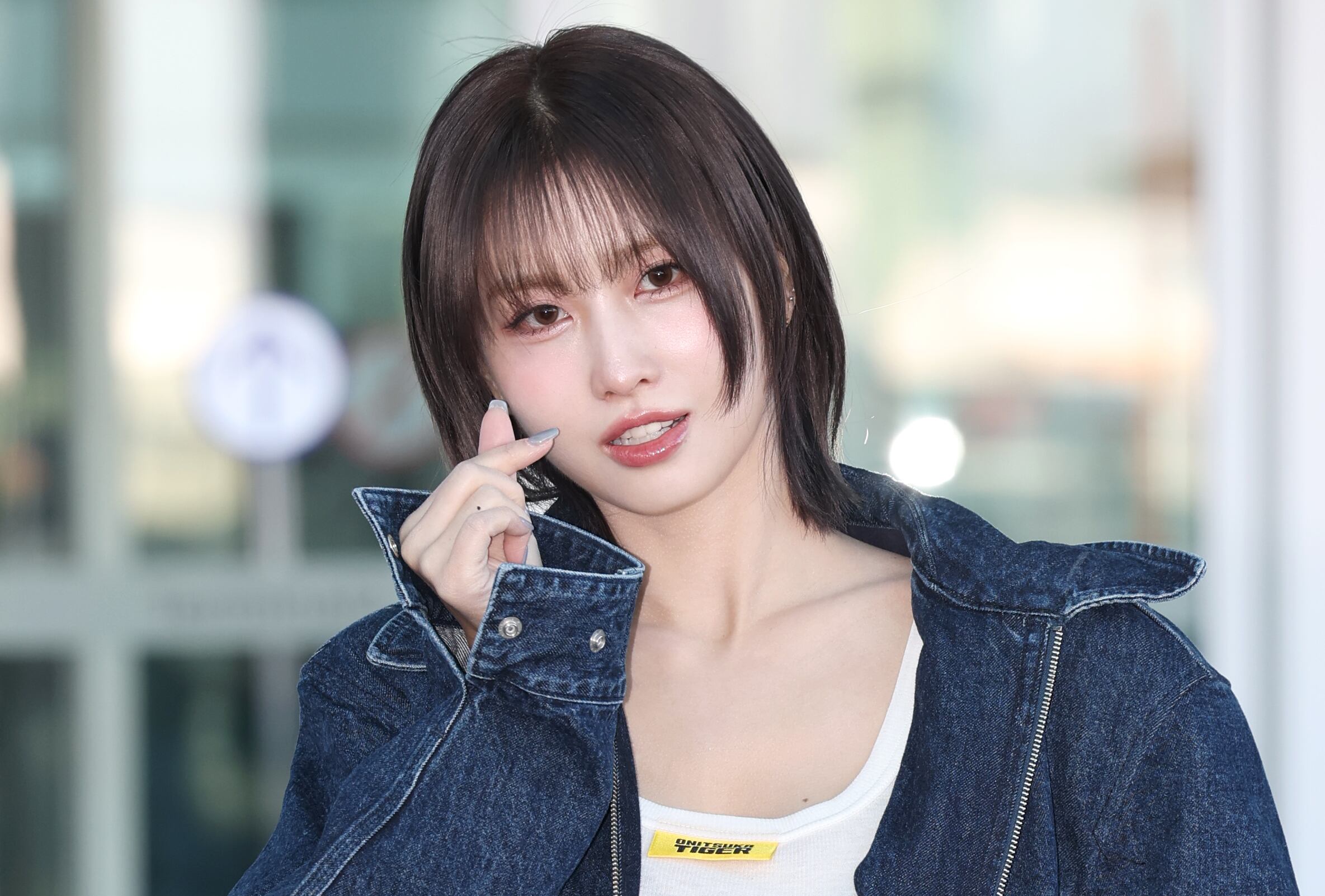 Twice's Momo extracts tooth amid overwork claims