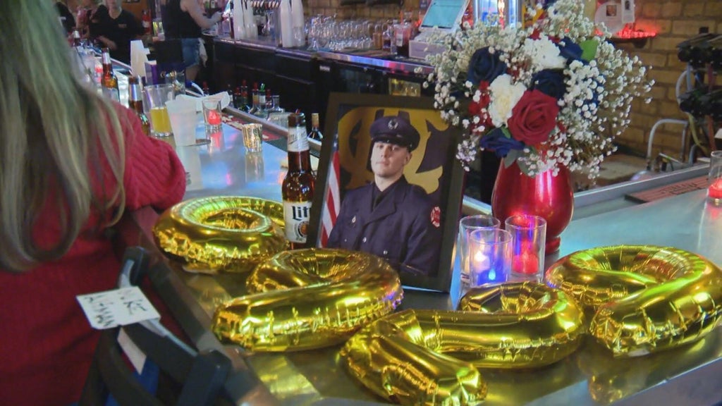 Fundraiser held for family of fallen Chicago firefighter Michael Altman