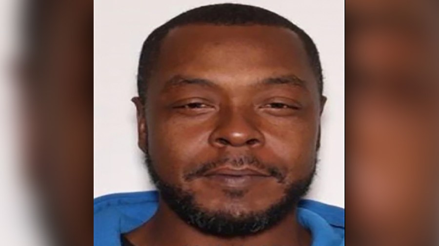 Deputies search for murder suspect in Laurens County shooting