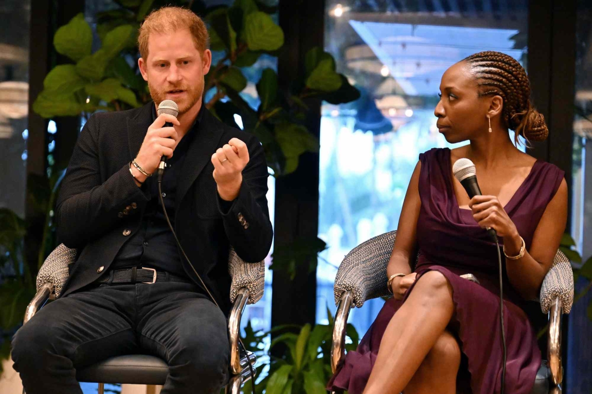 Harry phản pháo vụ bị chính tổ chức từ thiện do mình sáng lập kiện