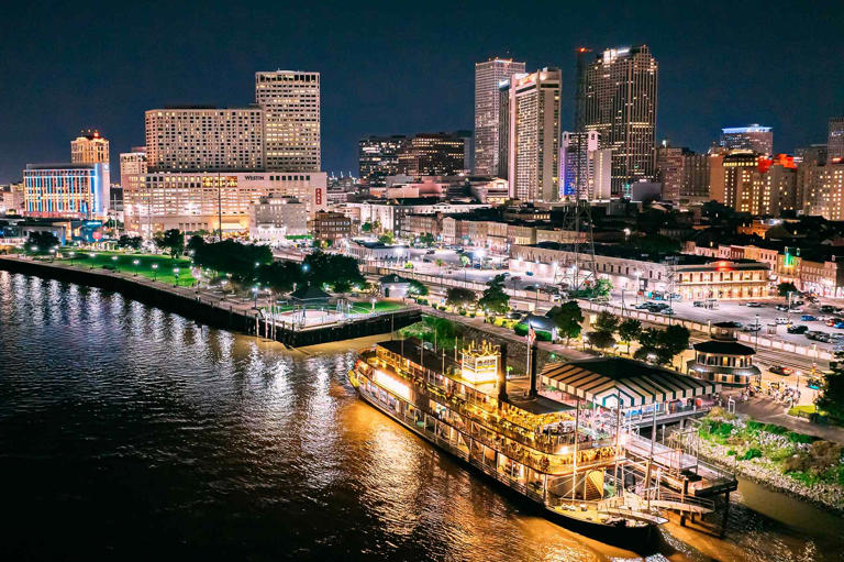 Top 20 US Cities for Noctourism, Led by Ghost Tour Hub