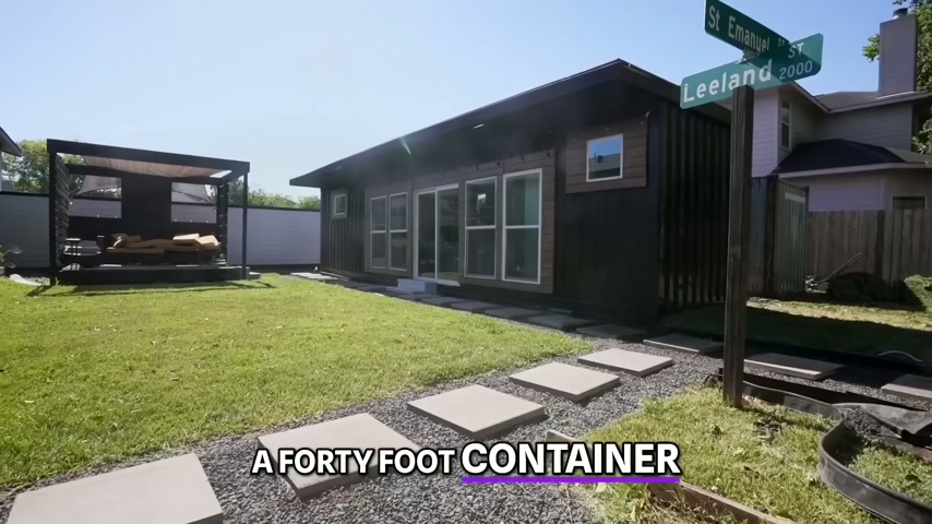 Tammy's colorful tiny house: a creative sanctuary 🌈