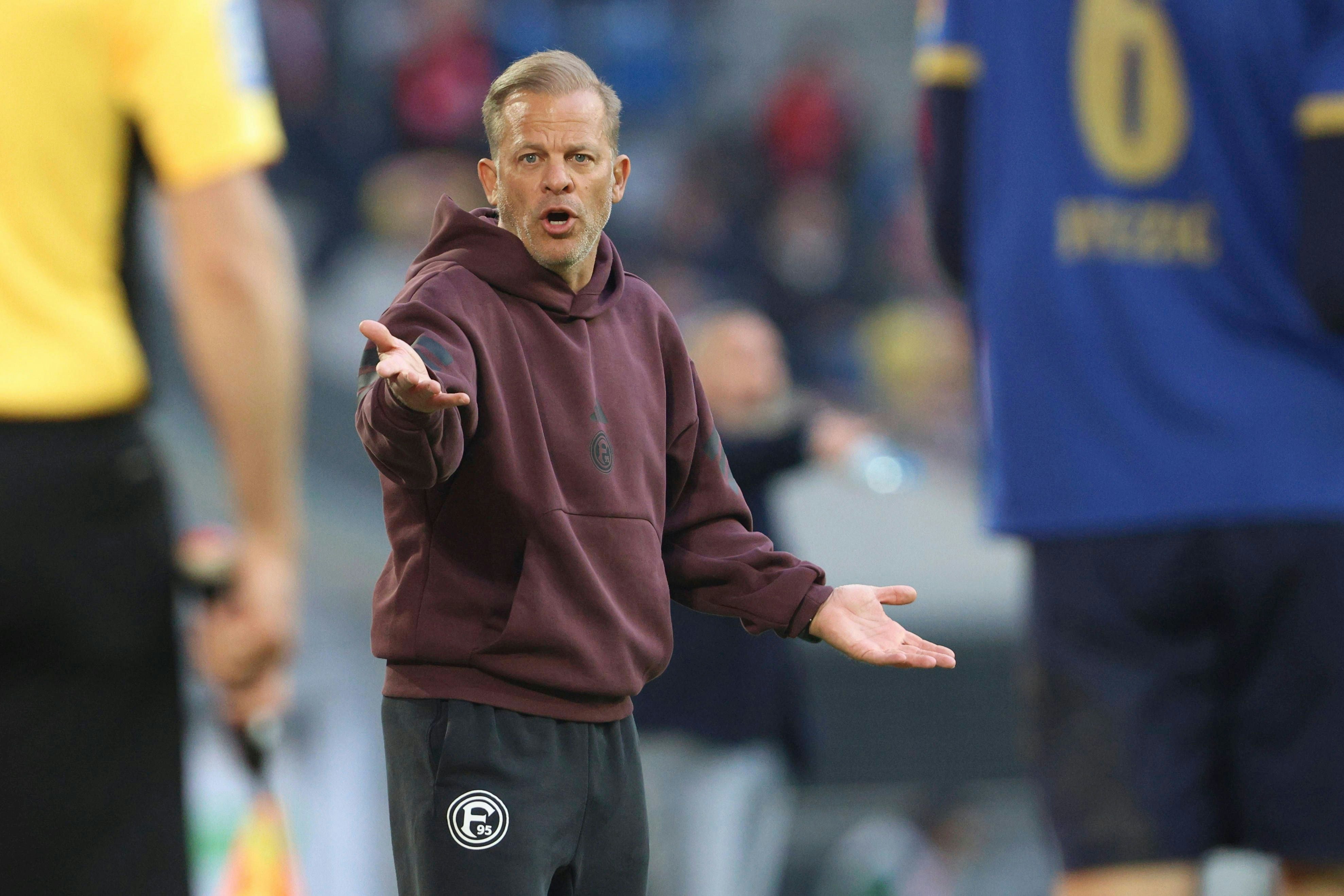 Nachfolger steht schon fest: Fortuna Düsseldorf trennt sich von Markus ...