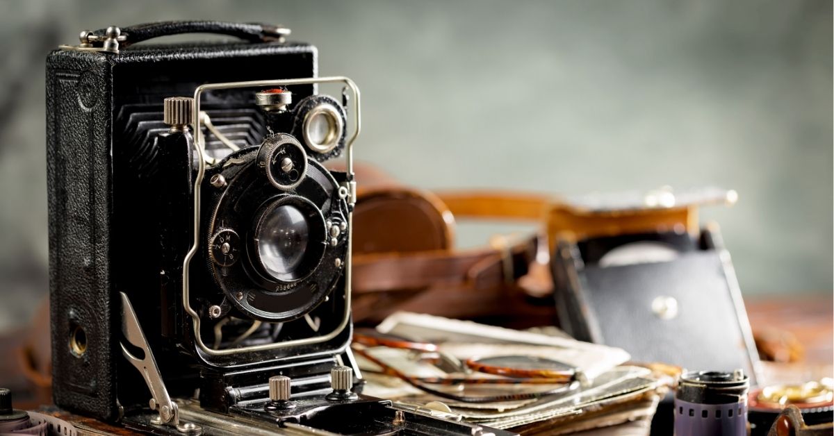10 Vintage Cameras That Are Worth a Small Fortune