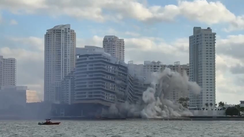 Video shows implosion of Mandarin Oriental Hotel in Miami<br><br>