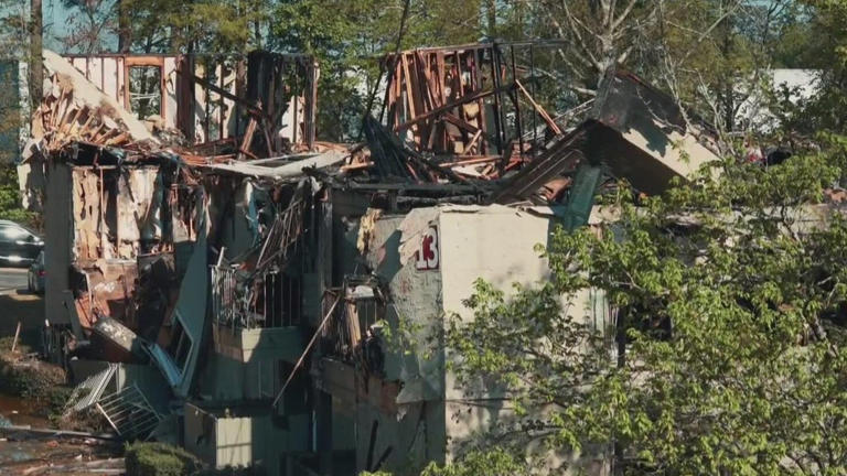 Dozens displaced after apartment fire in Clayton County, officials say