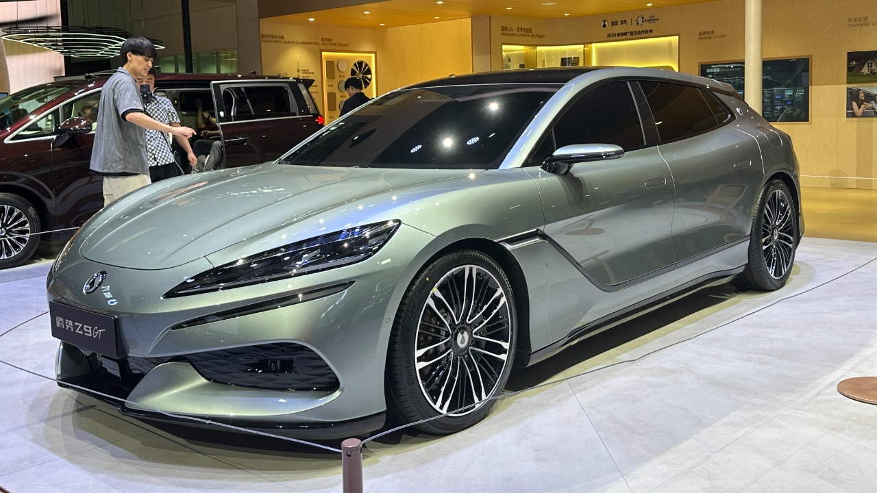 BYD debuts electric SUV claiming 590-mile range with 130.15-kWh pack