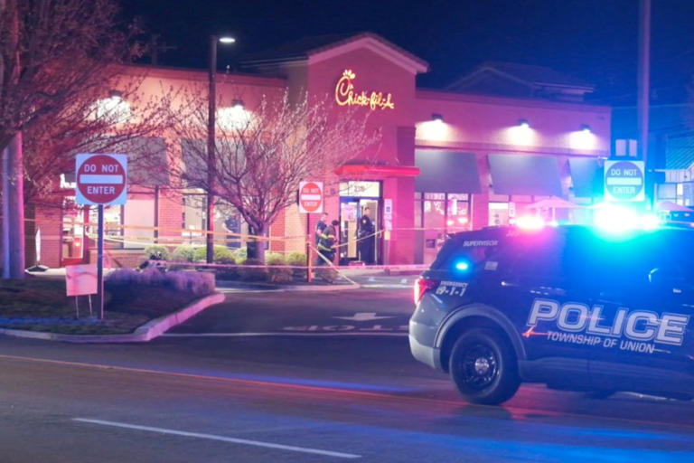 1 dead in NJ Chick-fil-A mass shooting after masked gunmen storm restaurant