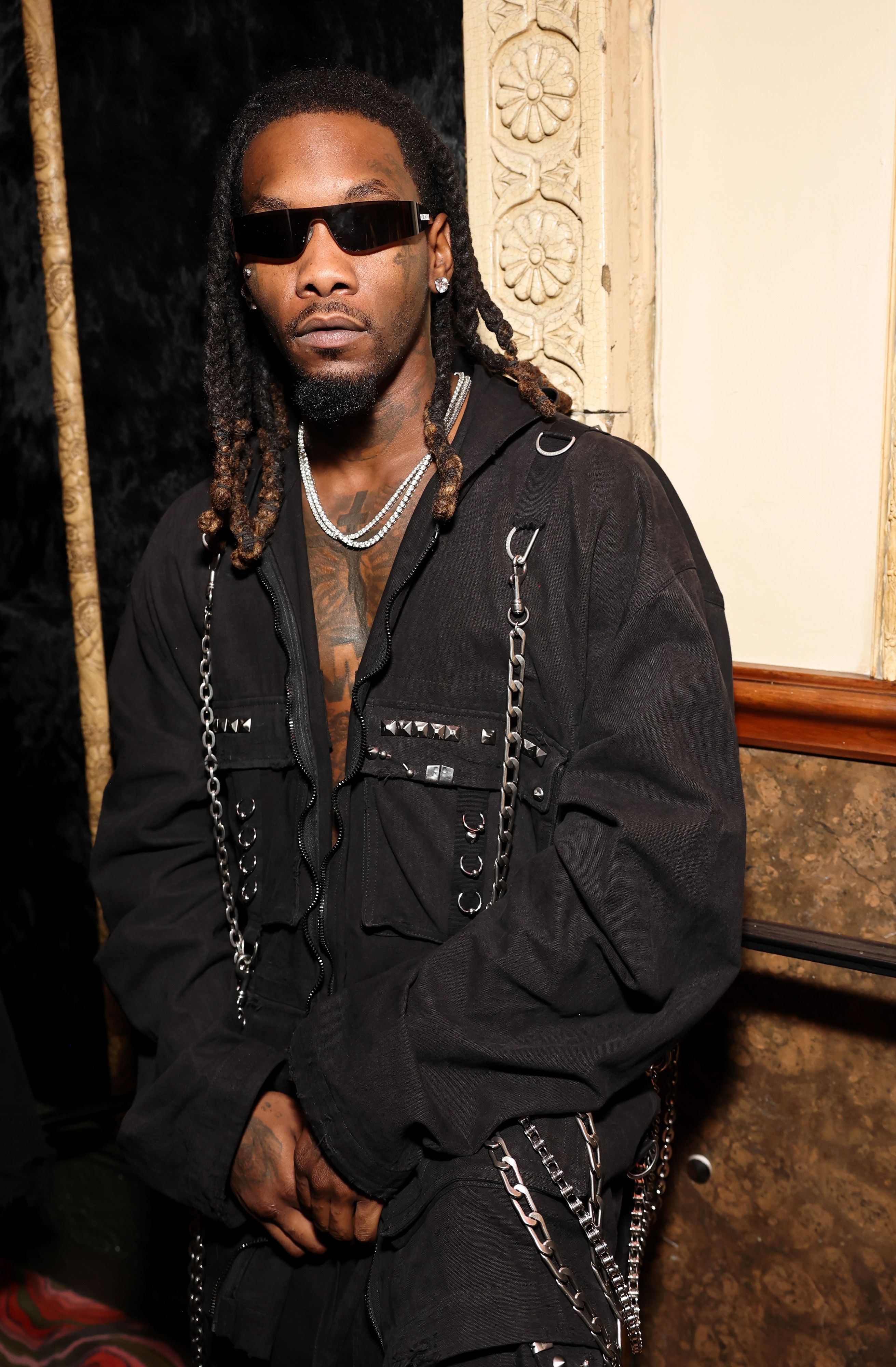 Offset shocks fans by taking the stage — and ditching wheelchair — less ...