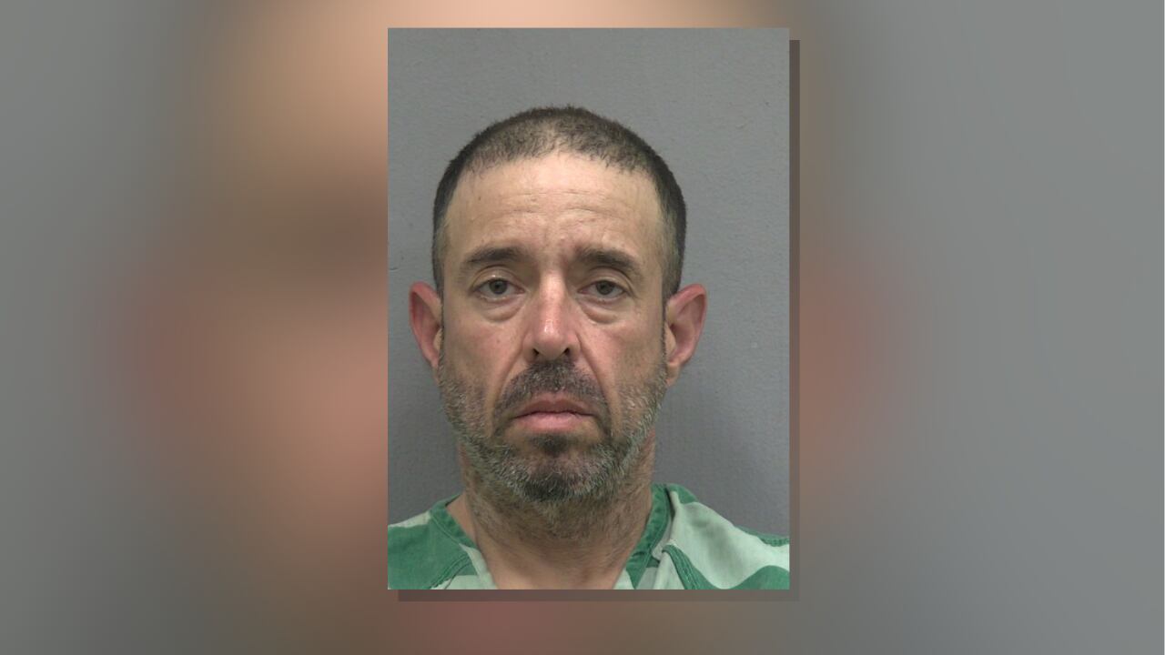 Man arrested in Alachua County home invasion, gun theft