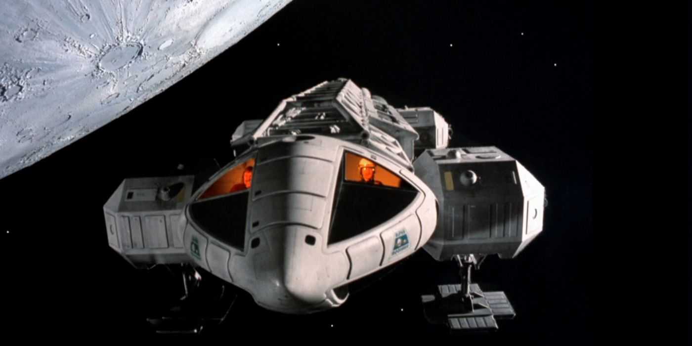 A spaceship in Space 1999