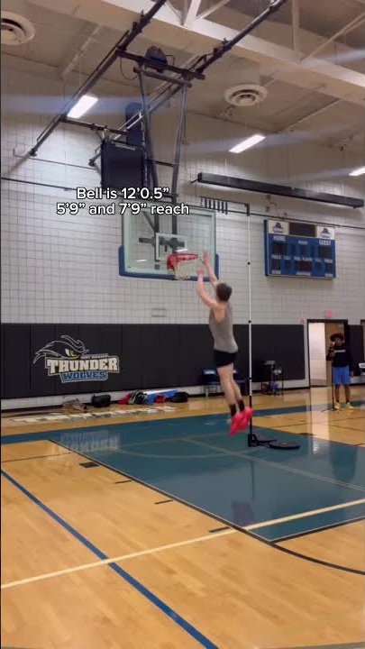 New world record highest vertical jump! Dillan McCarthy trains with ...