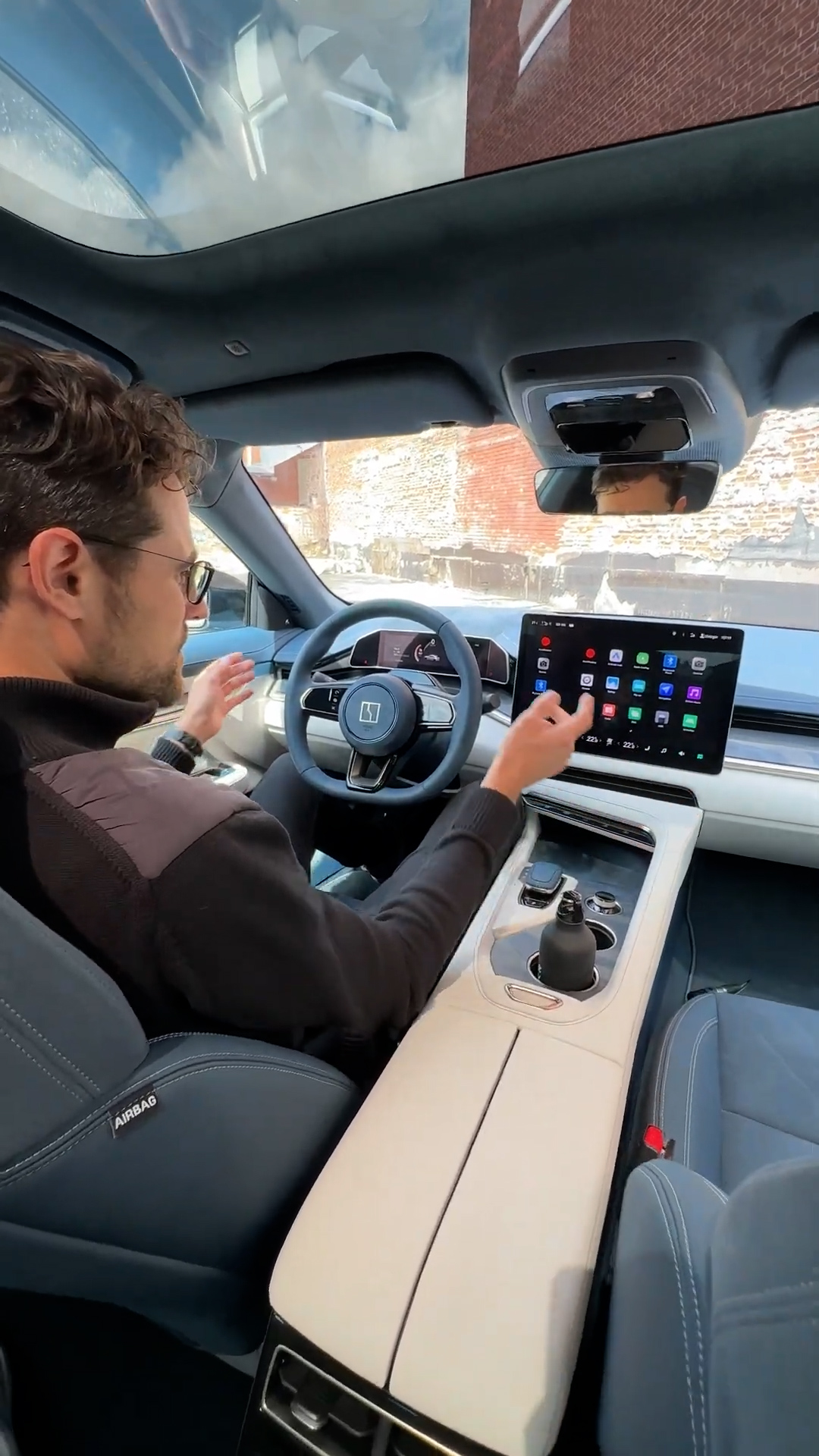 The modern interior feel of the Zeekr 001