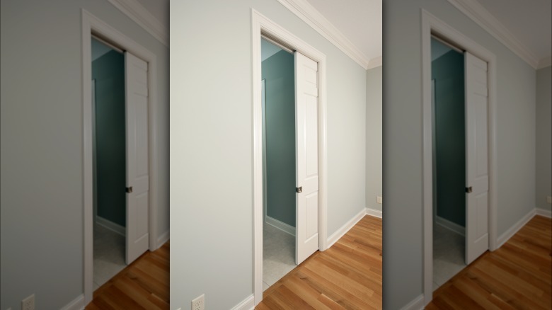 12 stunning bathroom door ideas that are perfect for tight spaces