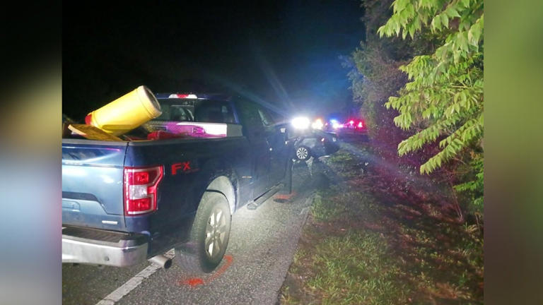 Teen killed in Seffner after head-on crash, third driver flees scene: FHP