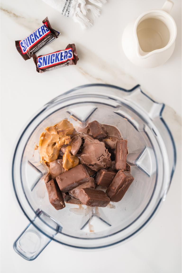 Snickers milkshake