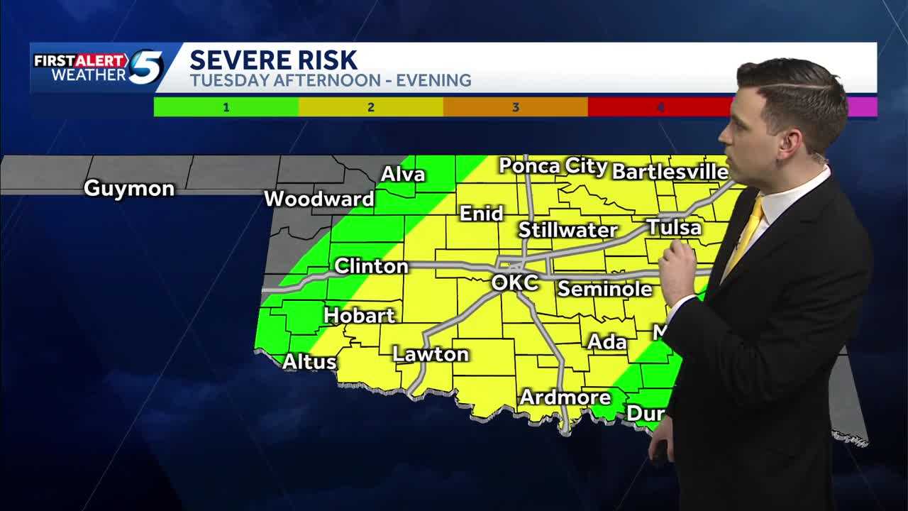 Timeline: Severe storm chances with tornado potential, large hail ...