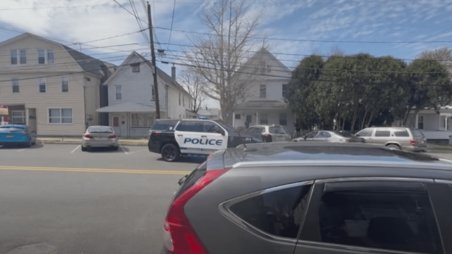 2 men facing charges after alleged fight involving knife